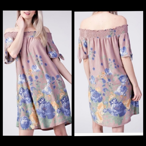 Dresses & Skirts - 👗BEAUTIFUL DRESS